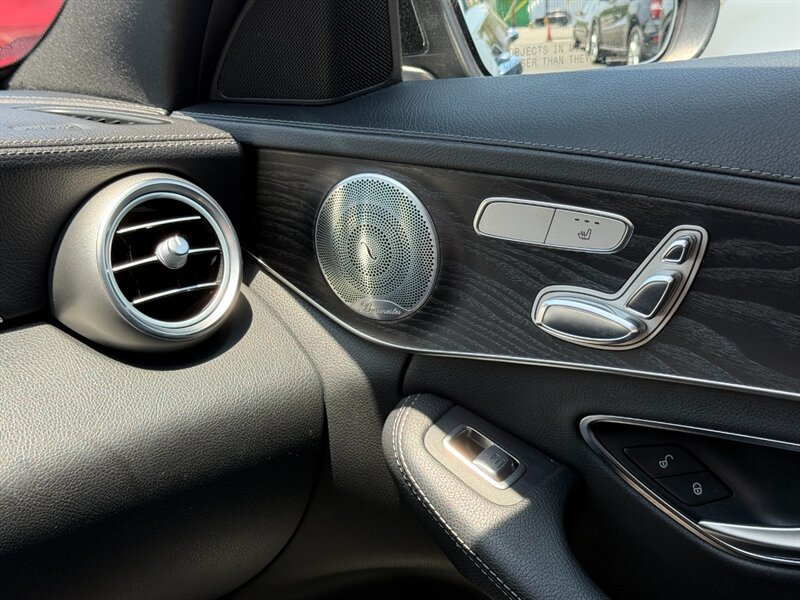 2015 Mercedes-Benz C 400 4MATIC - Photo 16 - North Hills, CA 91343
