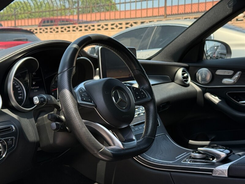 2015 Mercedes-Benz C 400 4MATIC - Photo 7 - North Hills, CA 91343