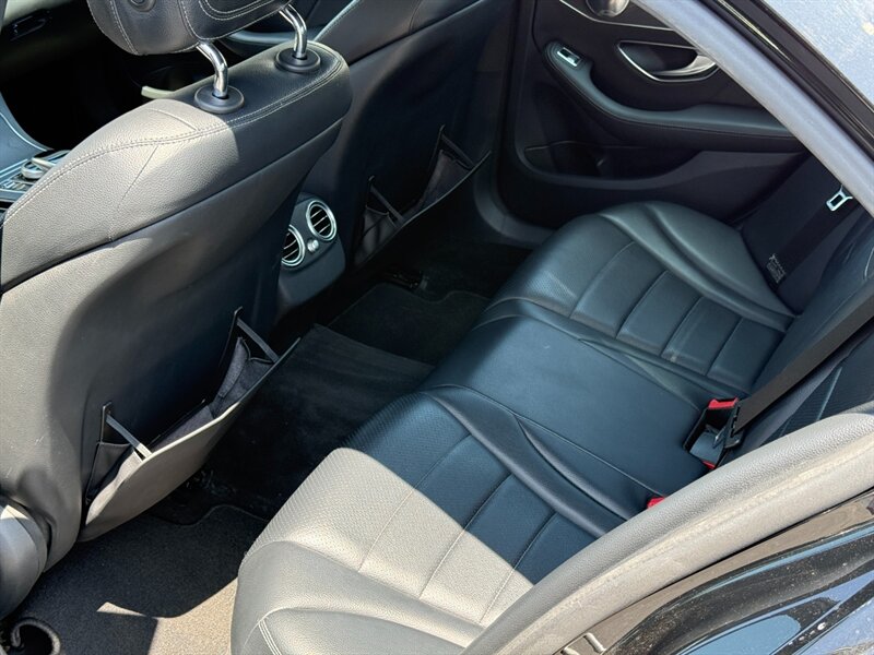 2015 Mercedes-Benz C 400 4MATIC - Photo 10 - North Hills, CA 91343