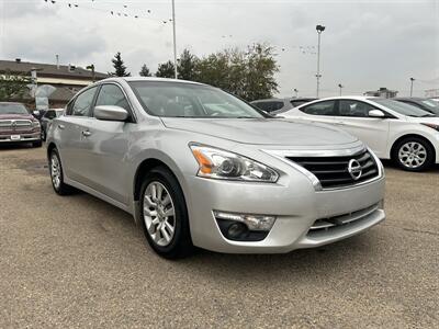 2015 Nissan Altima 2.5 S | LOW MILEAGE | ONE OWNER |   - Photo 3 - Edmonton, AB T5S 1R1