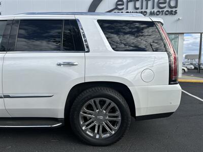 2017 Cadillac Escalade Standard   - Photo 9 - Edmonton, AB T5L 4H5
