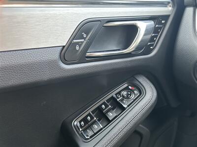 2016 Porsche Macan S - Photo 16 - Edmonton, AB T5L 4H5