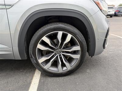 2021 Volkswagen Atlas Cross Sport V6 SEL Premium R-Line 4Mo - Photo 13 - Edmonton, AB T5L 4H5