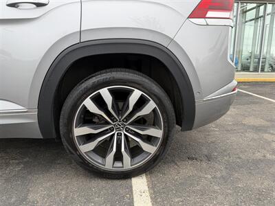 2021 Volkswagen Atlas Cross Sport V6 SEL Premium R-Line 4Mo - Photo 14 - Edmonton, AB T5L 4H5