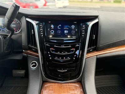 2017 Cadillac Escalade Standard   - Photo 14 - Edmonton, AB T5L 4H5