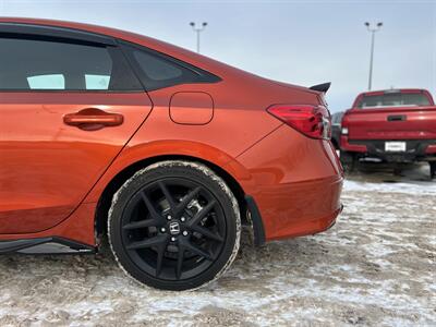 2023 Honda Civic Si | HPD KIT | Backup Cam | Navigation |   - Photo 11 - Edmonton, AB T5S 1R1