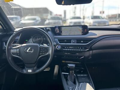 2019 Lexus UX 250h F SPORT | F SPORT 3 | HEADS UP DISPLAY |   - Photo 11 - Edmonton, AB T5S 1R1