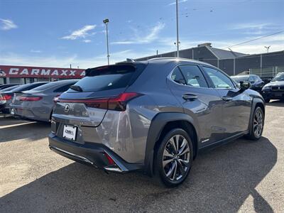 2019 Lexus UX 250h F SPORT | F SPORT 3 | HEADS UP DISPLAY |   - Photo 5 - Edmonton, AB T5S 1R1