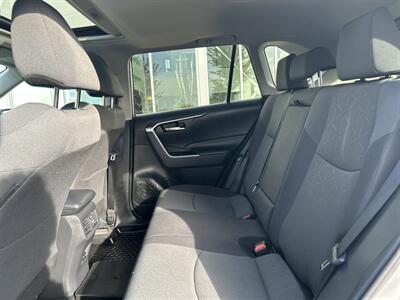 2019 Toyota RAV4 XLE   - Photo 18 - Edmonton, AB T5L 4H5