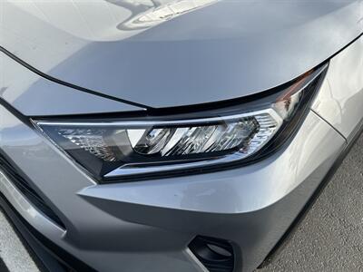2019 Toyota RAV4 XLE   - Photo 12 - Edmonton, AB T5L 4H5