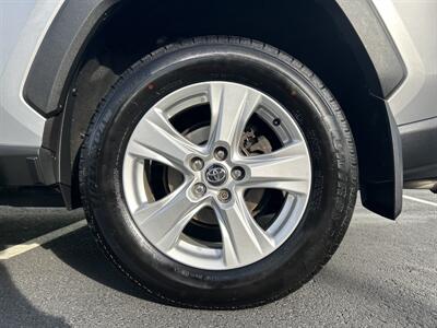 2019 Toyota RAV4 XLE   - Photo 10 - Edmonton, AB T5L 4H5