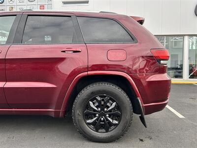 2018 Jeep Grand Cherokee Laredo   - Photo 28 - Edmonton, AB T5L 4H5