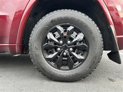 2018 Jeep Grand Cherokee Laredo   - Photo 11 - Edmonton, AB T5L 4H5