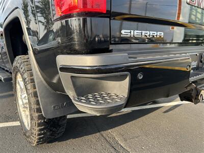 2015 GMC Sierra 2500HD Denali   - Photo 9 - Edmonton, AB T5L 4H5