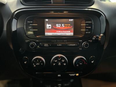 2015 Kia Soul EX | Touch screen |   - Photo 12 - Edmonton, AB T5S 1R1