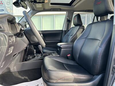 2022 Toyota 4Runner TRD Off-Road Premium - Photo 17 - Edmonton, AB T5L 4H5