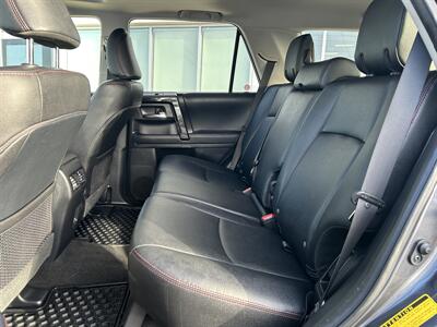 2022 Toyota 4Runner TRD Off-Road Premium - Photo 18 - Edmonton, AB T5L 4H5