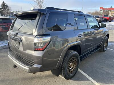 2022 Toyota 4Runner TRD Off-Road Premium - Photo 5 - Edmonton, AB T5L 4H5