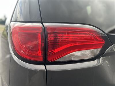 2017 Chrysler Pacifica Limited   - Photo 10 - Edmonton, AB T5L 4H5
