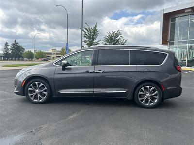 2017 Chrysler Pacifica Limited   - Photo 8 - Edmonton, AB T5L 4H5