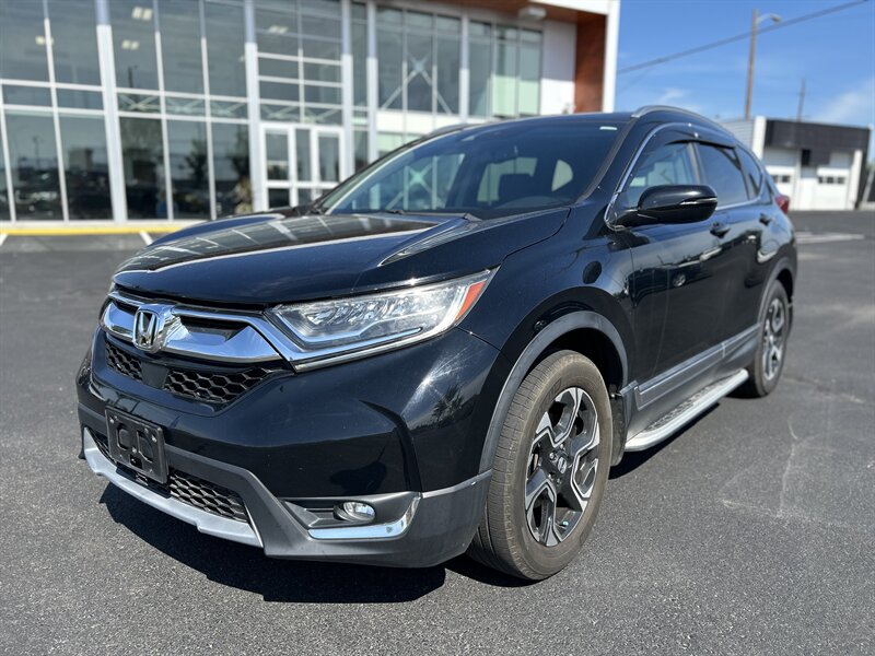 2017 Honda CR-V Touring - Photo 1 - Edmonton, AB T5L 4H5