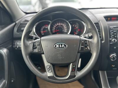 2011 Kia Sorento LX | All Wheel Drive | Heated Seats |   - Photo 11 - Edmonton, AB T5S 1R1