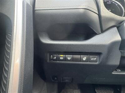 2020 Toyota RAV4 Hybrid XLE - Photo 17 - Edmonton, AB T5L 4H5