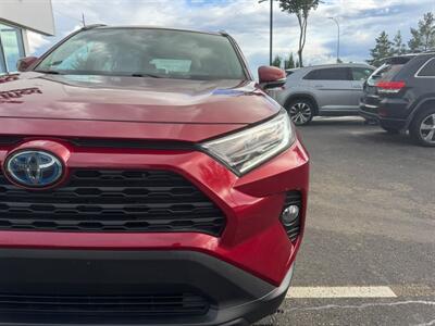 2020 Toyota RAV4 Hybrid XLE - Photo 4 - Edmonton, AB T5L 4H5