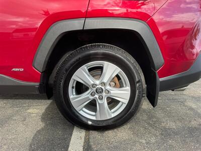 2020 Toyota RAV4 Hybrid XLE - Photo 12 - Edmonton, AB T5L 4H5
