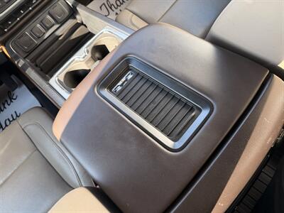 2018 GMC Sierra 2500HD SLT   - Photo 14 - Edmonton, AB T5L 4H5