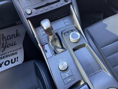 2019 Lexus IS 300   - Photo 13 - Edmonton, AB T5L 4H5