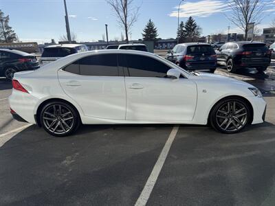 2019 Lexus IS 300   - Photo 4 - Edmonton, AB T5L 4H5