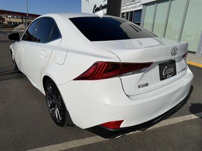 2019 Lexus IS 300   - Photo 7 - Edmonton, AB T5L 4H5