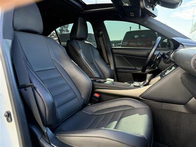 2019 Lexus IS 300   - Photo 21 - Edmonton, AB T5L 4H5