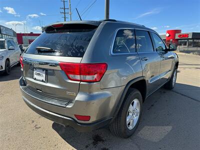 2013 Jeep Grand Cherokee Laredo   - Photo 5 - Edmonton, AB T5S 1R1