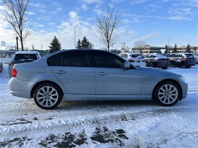 2010 BMW 3 Series 328i xDrive - Photo 4 - Edmonton, AB T5L 4H5