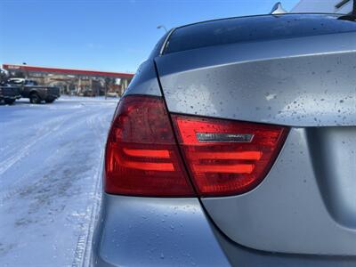 2010 BMW 3 Series 328i xDrive - Photo 11 - Edmonton, AB T5L 4H5
