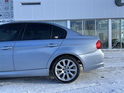 2010 BMW 3 Series 328i xDrive - Photo 9 - Edmonton, AB T5L 4H5