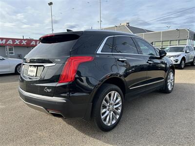 2017 Cadillac XT5 Platinum | AWD | Starter | Reverse Camera   - Photo 4 - Edmonton, AB T5S 1R1