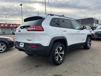 2016 Jeep Cherokee Trailhawk | Heated Seats | V6 | Remote Starter |   - Photo 5 - Edmonton, AB T5S 1R1