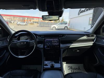 2023 Jeep Grand Cherokee Limited   - Photo 15 - Edmonton, AB T5L 4H5