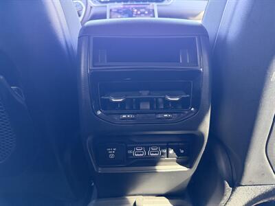 2023 Jeep Grand Cherokee Limited   - Photo 27 - Edmonton, AB T5L 4H5