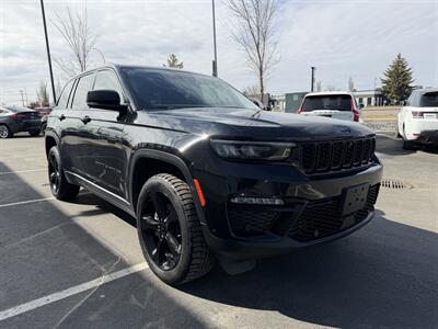 2023 Jeep Grand Cherokee Limited   - Photo 3 - Edmonton, AB T5L 4H5