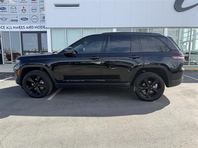 2023 Jeep Grand Cherokee Limited   - Photo 8 - Edmonton, AB T5L 4H5