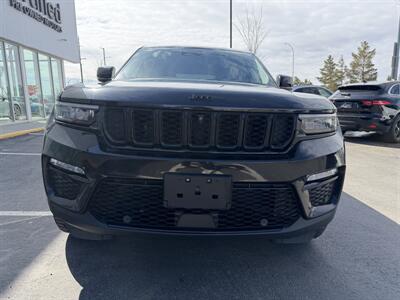 2023 Jeep Grand Cherokee Limited   - Photo 2 - Edmonton, AB T5L 4H5