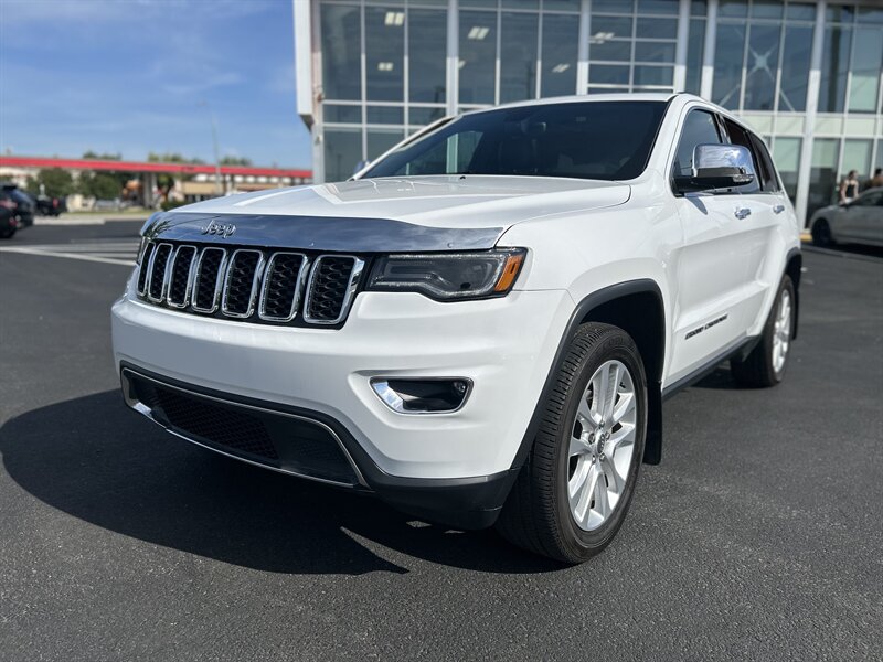 2017 Jeep Grand Cherokee Limited - Photo 1 - Edmonton, AB T5L 4H5