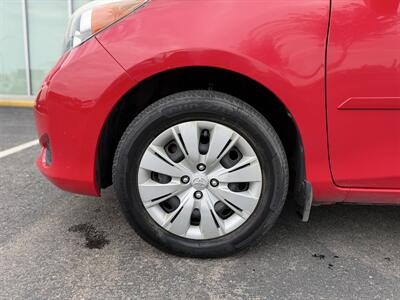 2013 Toyota Yaris 5-Door L - Photo 10 - Edmonton, AB T5L 4H5