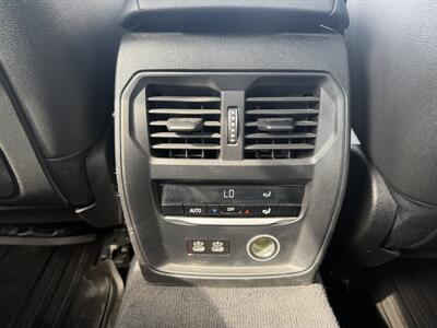 2019 BMW 3 Series 330i xDrive - Photo 20 - Edmonton, AB T5L 4H5