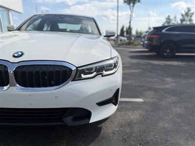 2019 BMW 3 Series 330i xDrive - Photo 11 - Edmonton, AB T5L 4H5