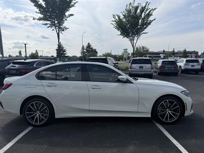 2019 BMW 3 Series 330i xDrive - Photo 4 - Edmonton, AB T5L 4H5